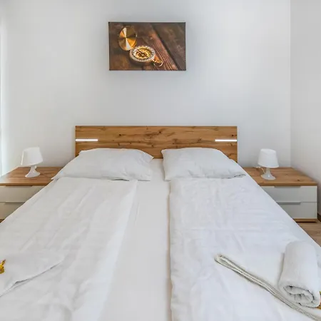 Bed & Breakfast Anchor By Hellobalatonlelle