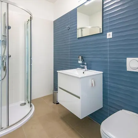 Anchor By Hellobalatonlelle